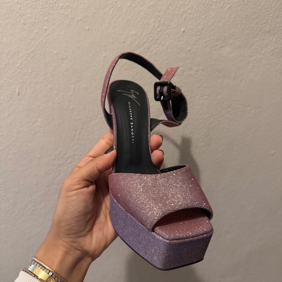 GIUSEPPE ZANOTTI - Purple Glitter Platform Heels – Chunky High Heel Slingback - Picture 2 of 4